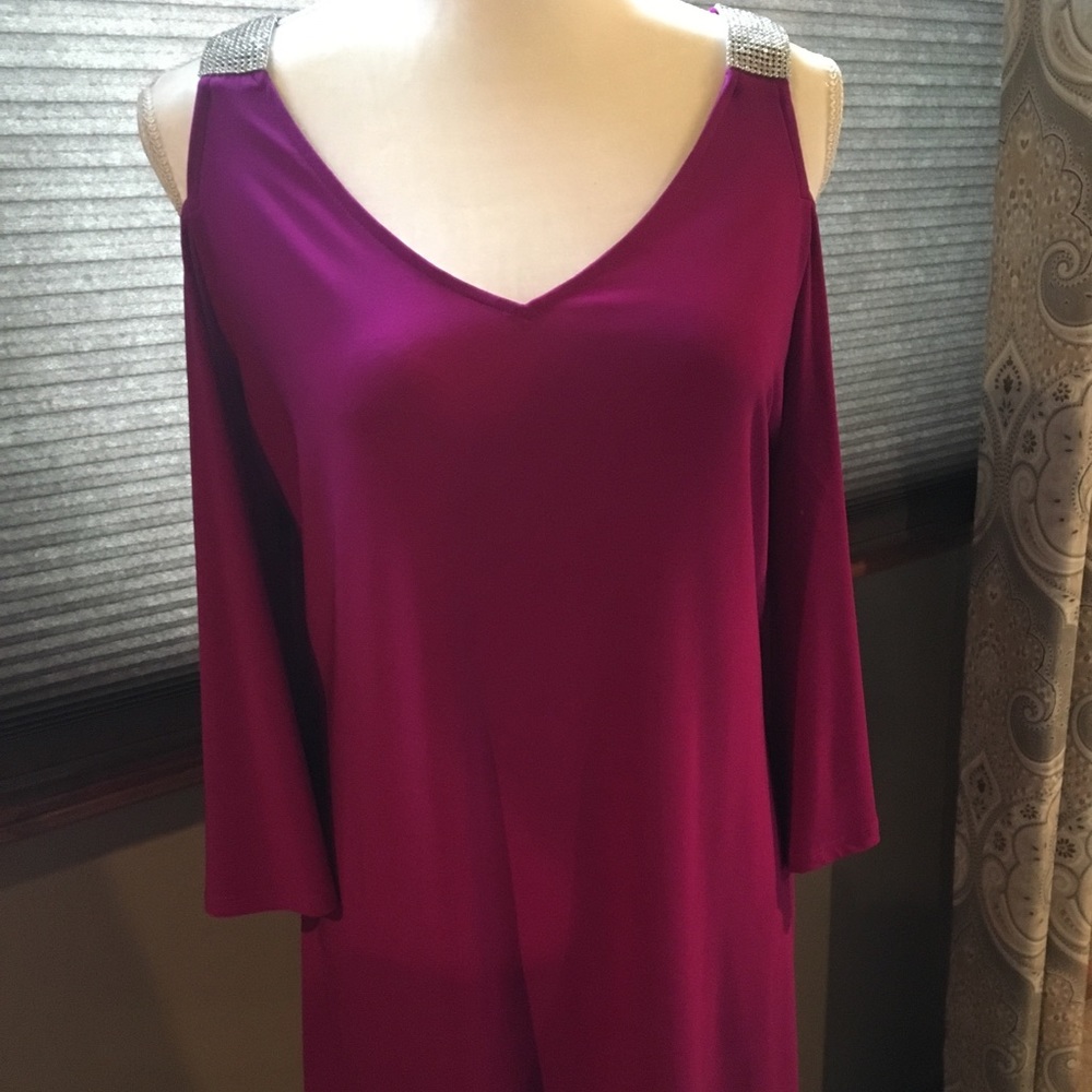 Magenta knit cold shoulder dress